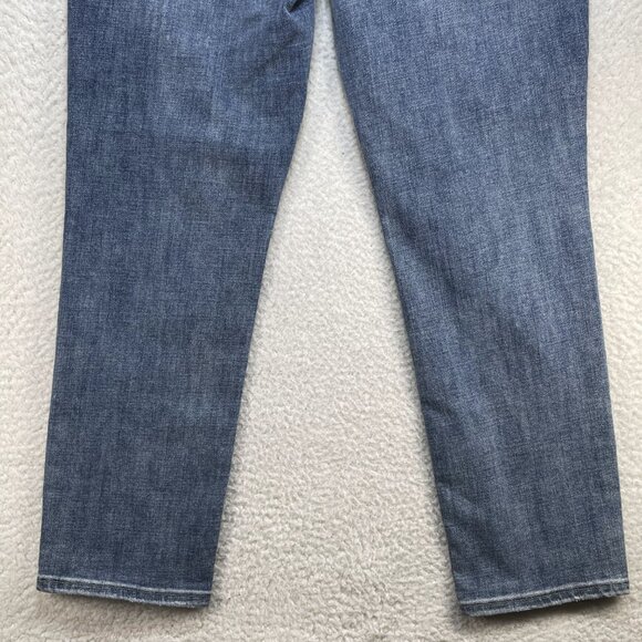 NYDJ Jeans Womens Size 6 Blue Girlfriend Mid Rise Light Wash Denim 31x27 Actual - Picture 5 of 14